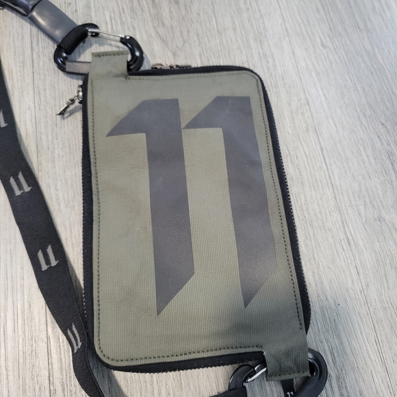 11 By Boris Bidjan Saberi cross-body bag - Picture 2 of 9